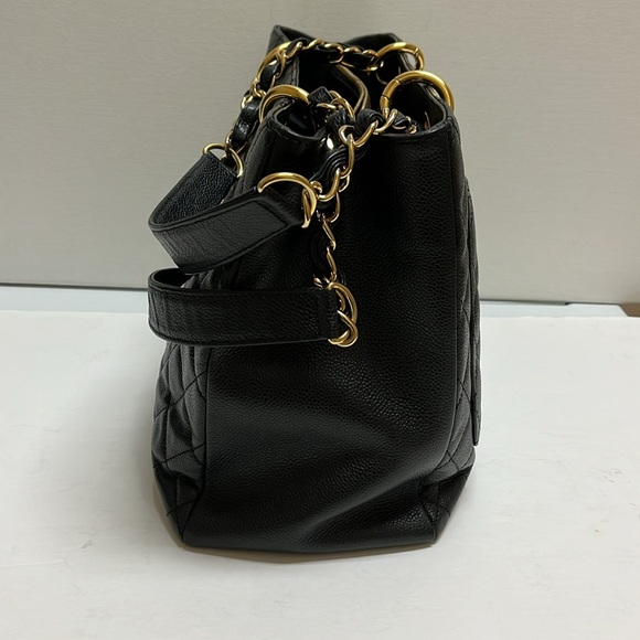 Chanel Shopping Tote( Black) - Picture 5 of 15